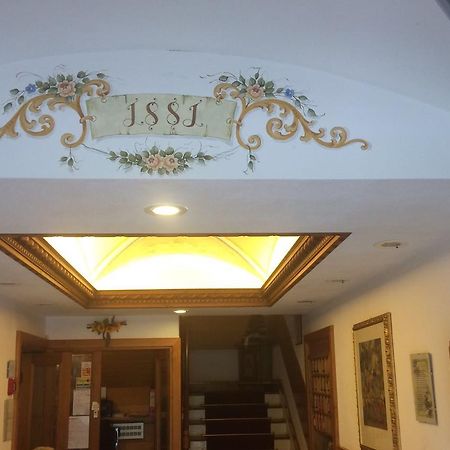 Albergo Erika Auronzo di Cadore Bagian luar foto