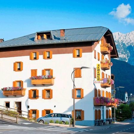 Albergo Erika Auronzo di Cadore Bagian luar foto