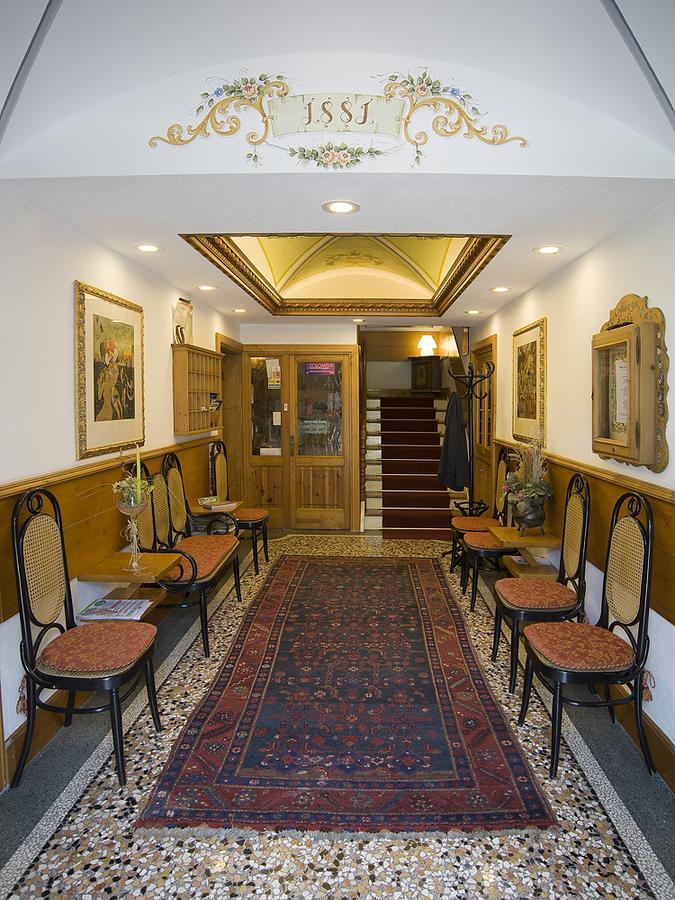 Albergo Erika Auronzo di Cadore Bagian luar foto