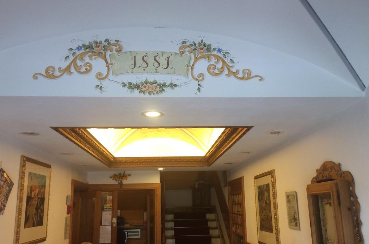 Albergo Erika Auronzo di Cadore Bagian luar foto