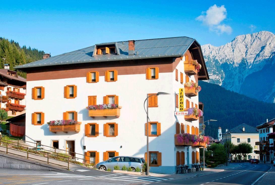 Albergo Erika Auronzo di Cadore Bagian luar foto